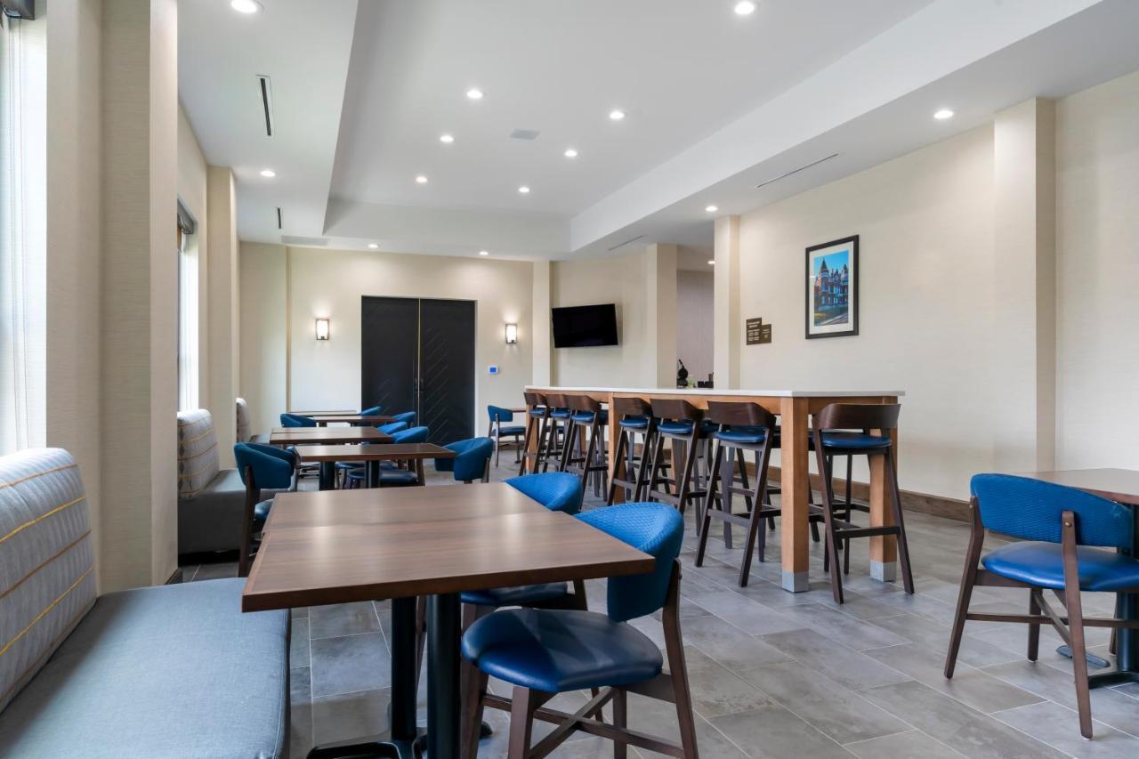 Comfort Suites Paducah Bagian luar foto
