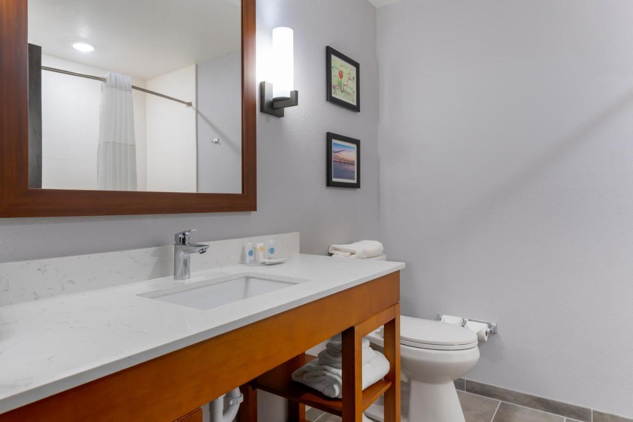Comfort Suites Paducah Bagian luar foto