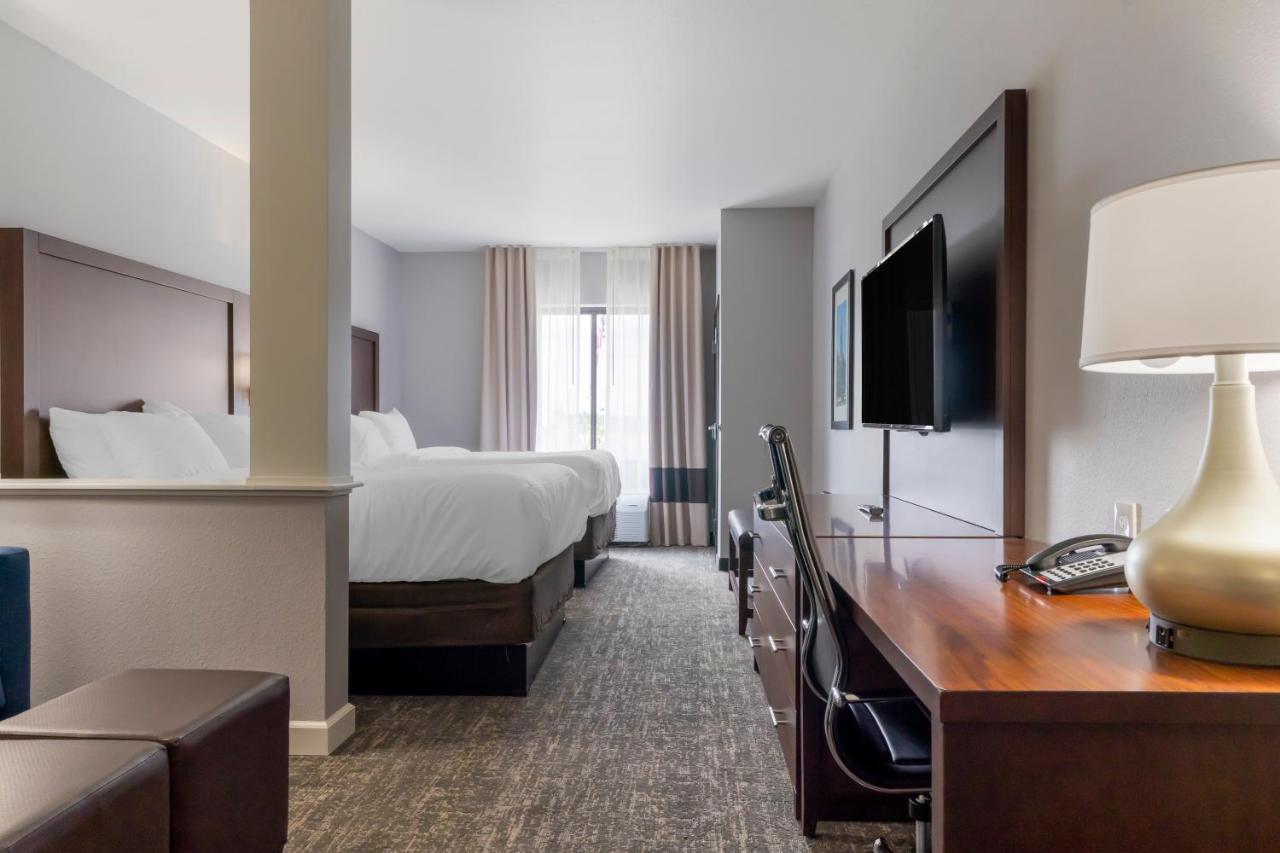 Comfort Suites Paducah Bagian luar foto