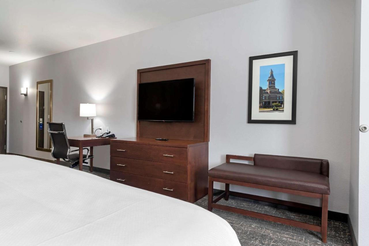 Comfort Suites Paducah Bagian luar foto