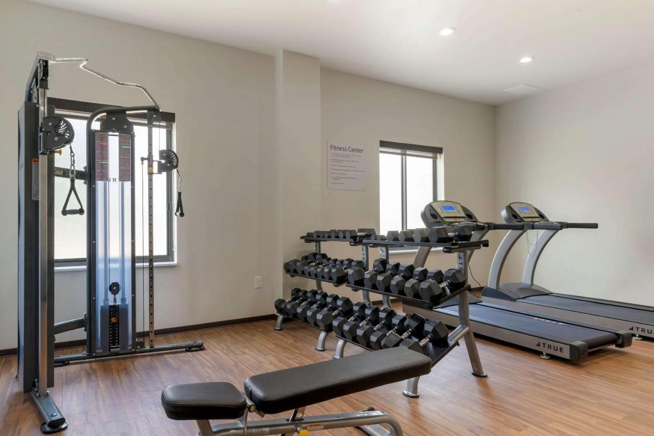 Comfort Suites Paducah Bagian luar foto